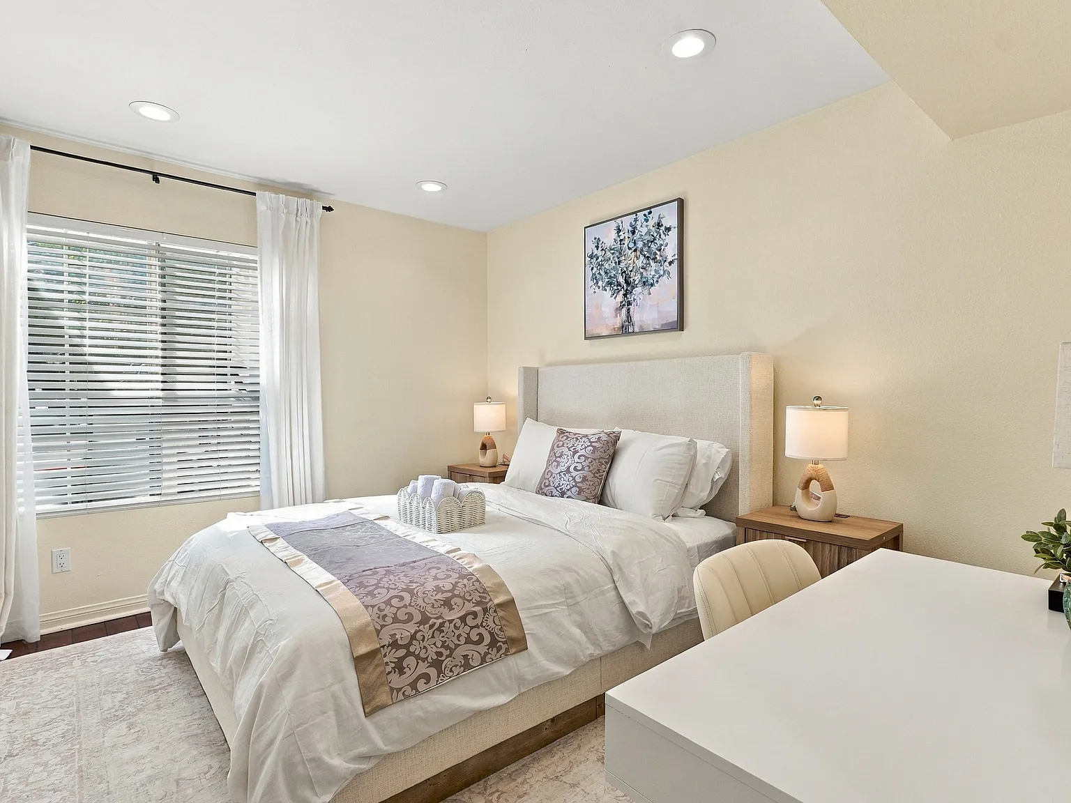5510 Owensmouth Ave — Photo 4