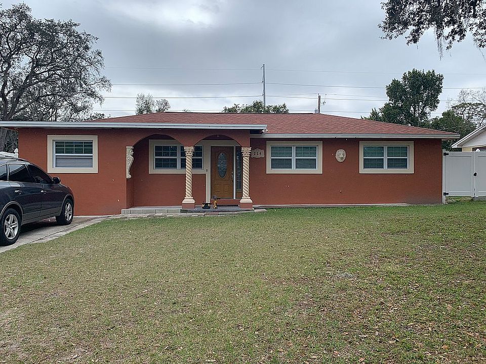 1st image of 214 W Azalea Ave