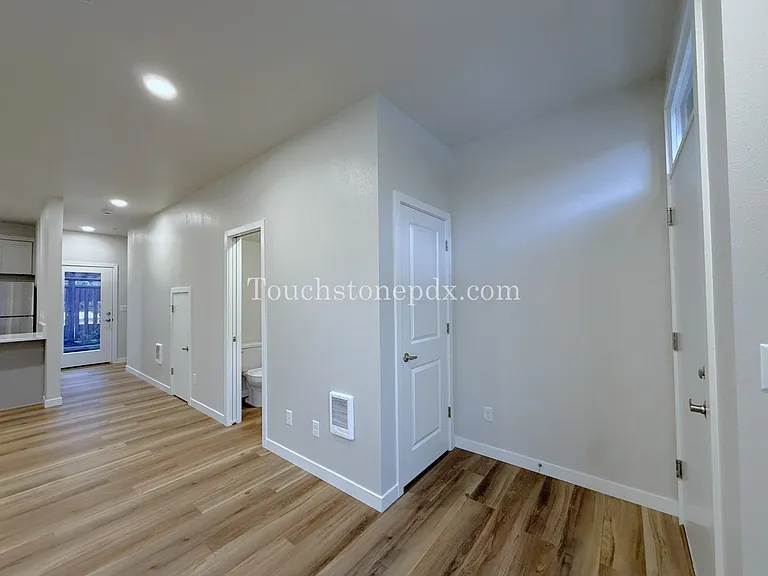 3323 SE 87th Ave — Photo 34