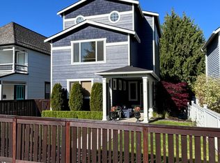 1919 44th Ave SW, Seattle, WA 98116