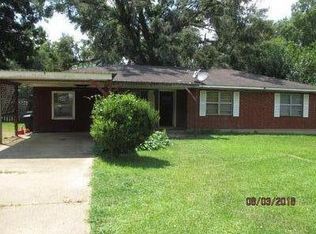 1047 N Preston St, Marksville, LA 71351