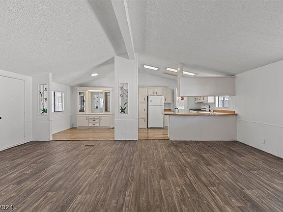 2nd image of 3093 Bellavista Ln