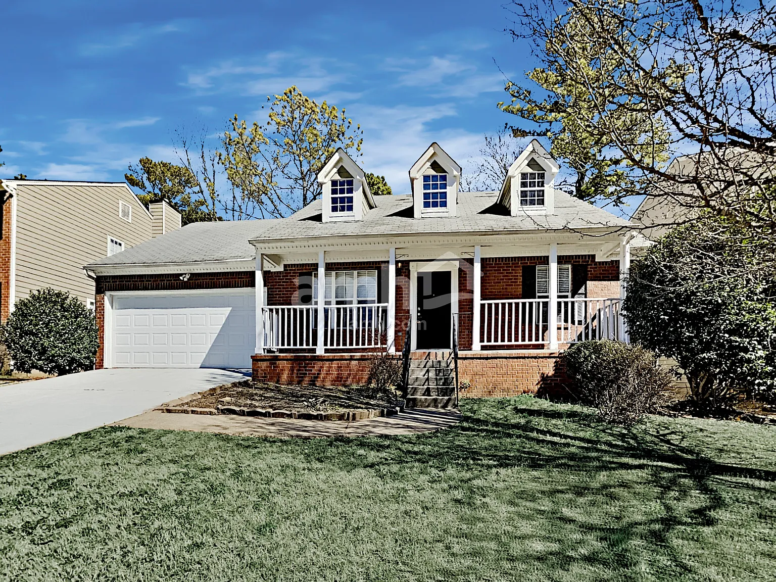 3 bed, 2.0 bath, 1710 sqft, $2,235 — Photo 1