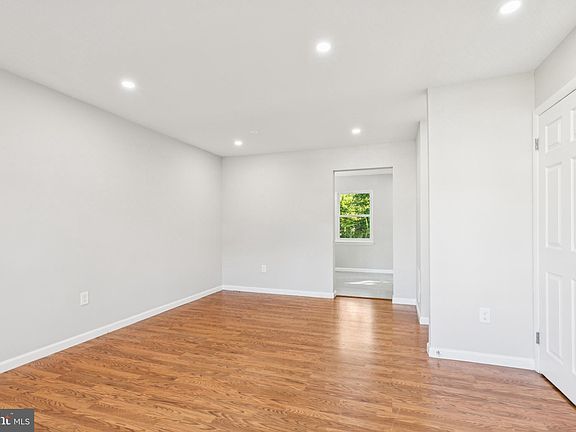 5th image of 418 Harry S Truman Dr Unit 278
