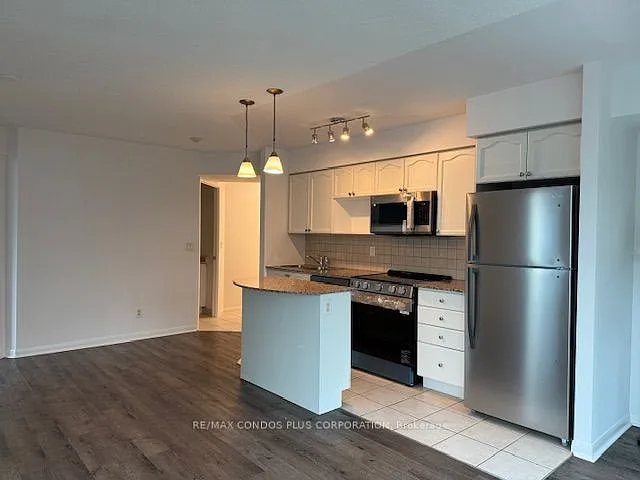 Building Photo - 18 Yonge St #1805