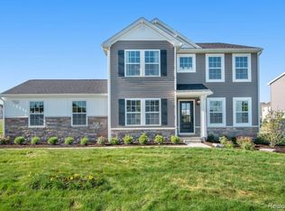 7206 Westminster Cir, Grand Blanc, MI
