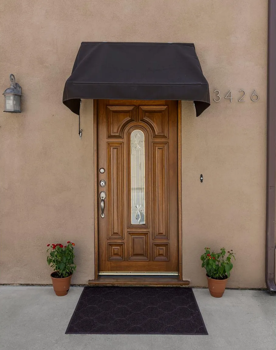 3 bed, 2.5 bath, 1475 sqft, $5,300 — Photo 2