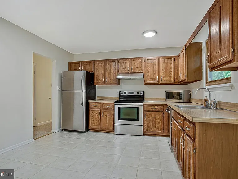 607 Ridge Dr — Photo 8