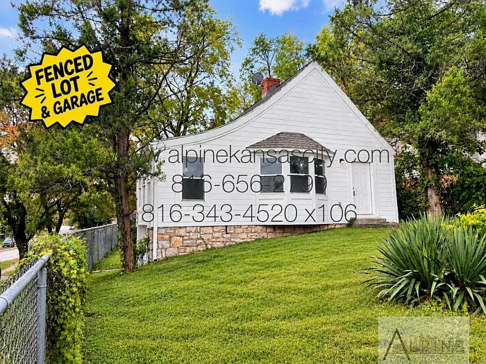 3 bed, 2.0 bath, 1380 sqft, $1,800 — Photo 1