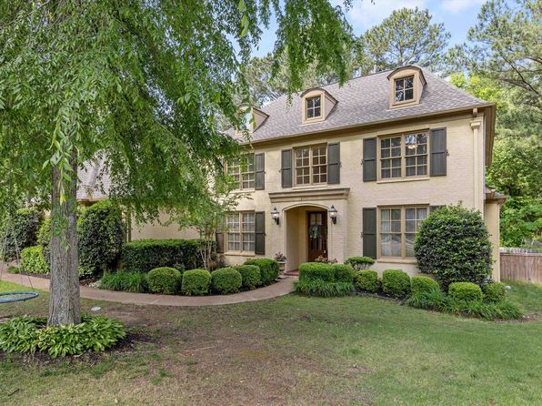 2971 Bentwood Oak Dr, Collierville, TN 38017