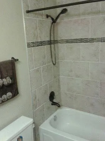 2 bed, 1100 sqft, $2,100 — Photo 4