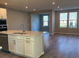 3372 Abberley Dr, New Albany, OH 43054