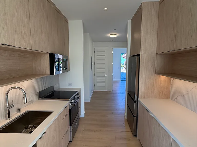 88 La Loma Dr #A — Photo 17