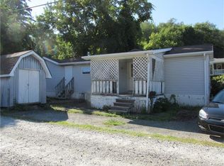 505 W 3rd Ave, Derry, PA 15627