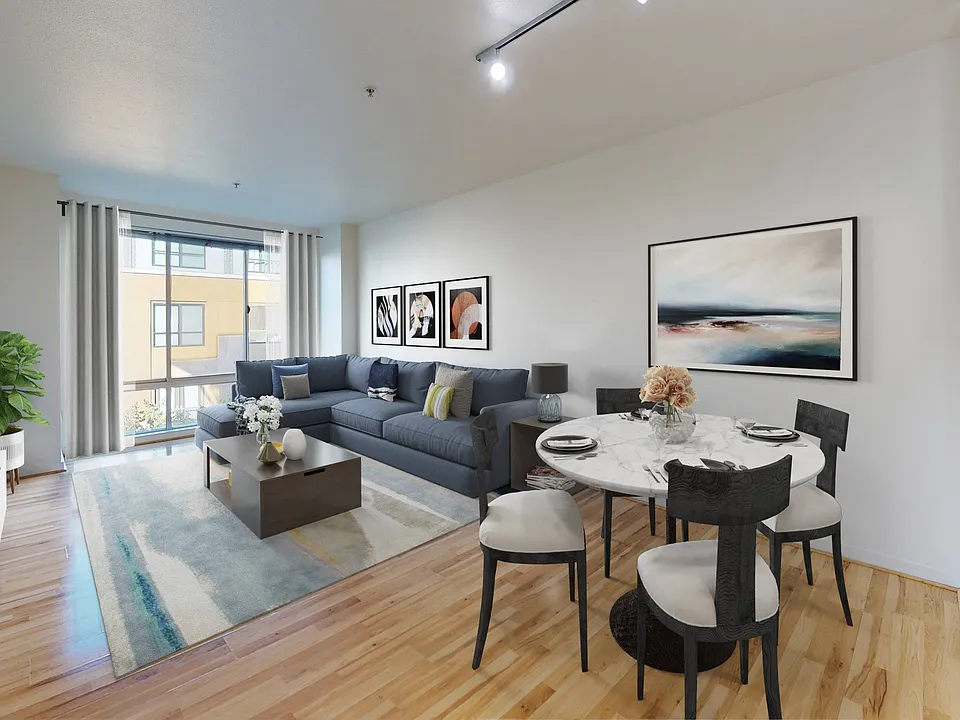 Living/Dining area