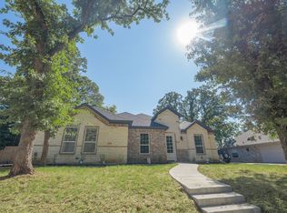 1408 Spinnaker Ln, Azle, TX 76020