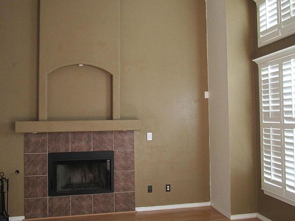 2nd image of 14229 Smokey Point Dr
