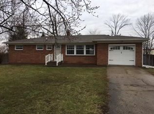 8038 Meadow Ln, Indianapolis, IN