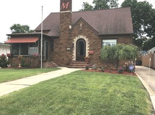 1510 Locust St, Sterling, IL 61081