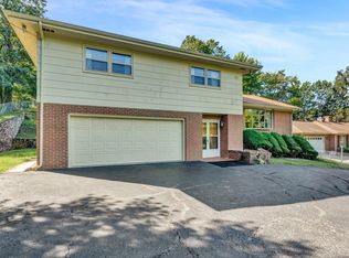 4700 Grandin Rd SW, Roanoke, VA 24018