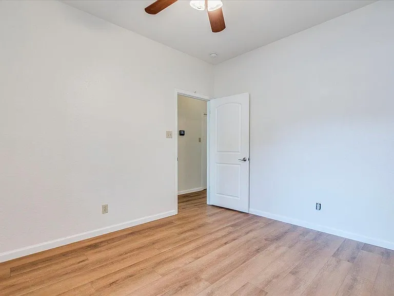 5305 Dry Wells Rd — Photo 22