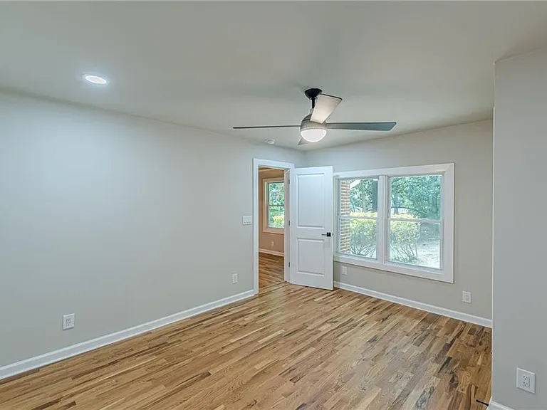 1624 Dodson Dr SW — Photo 19