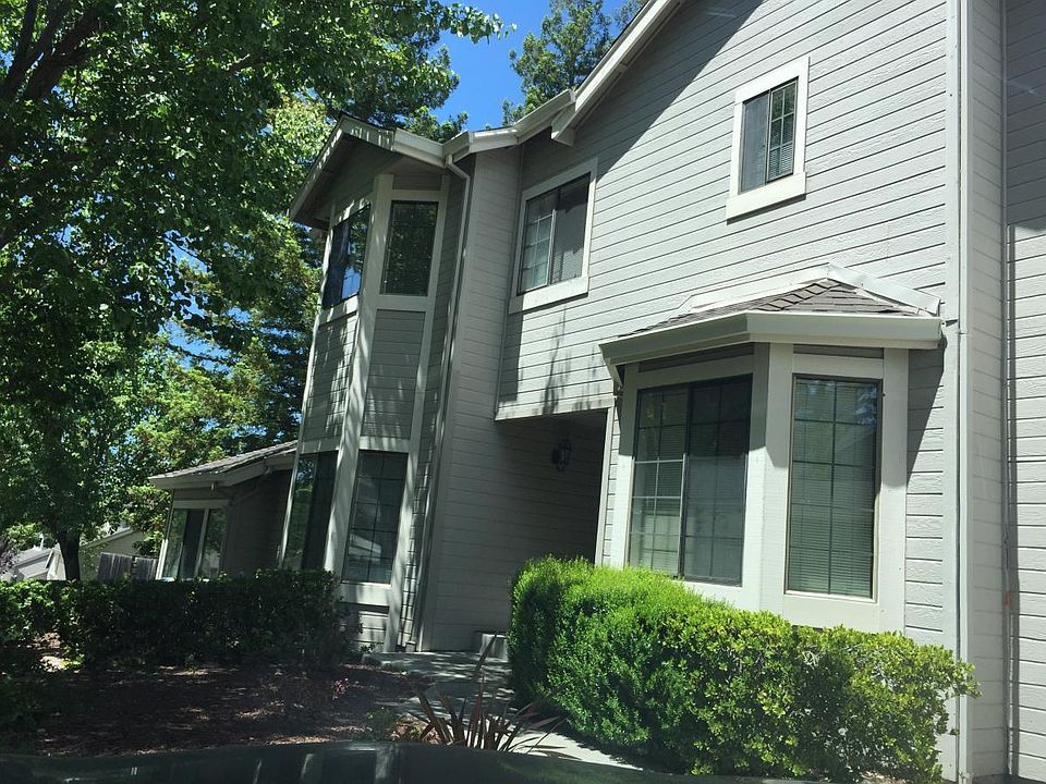 1st image of 44031 Cerro Ct #1