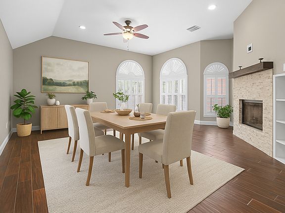 3rd image of 705 Tealwood Ln