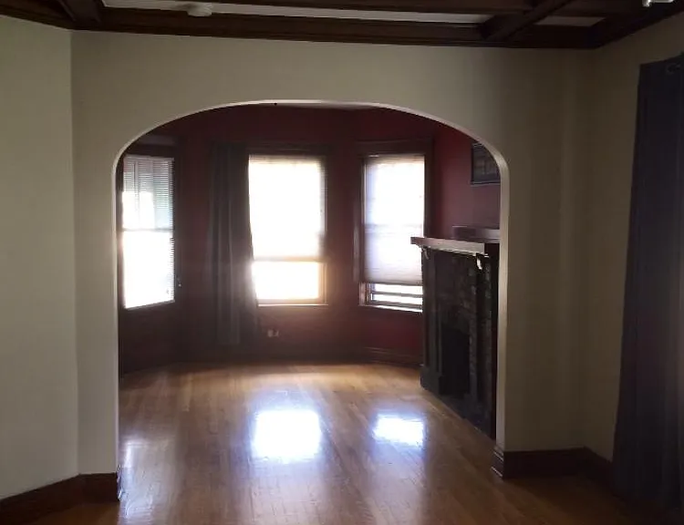 4106 N Damen Ave #1 — Photo 3