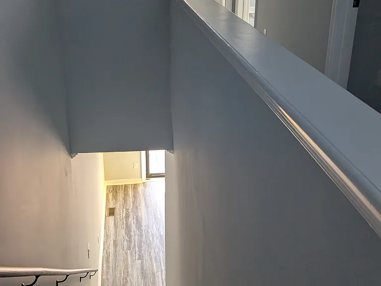1613 Monteiro Ave — Photo 20
