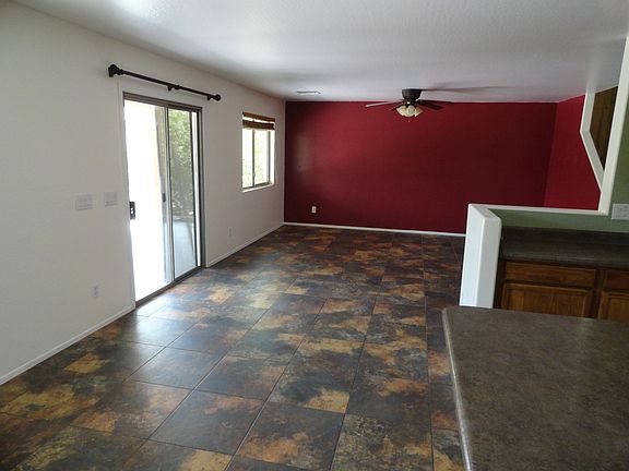 4th image of 539 E Dragon Springs Dr