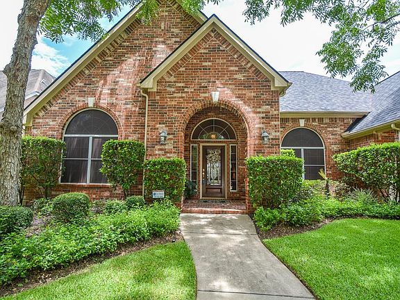 2nd image of 10035 Plantation Mill Pl