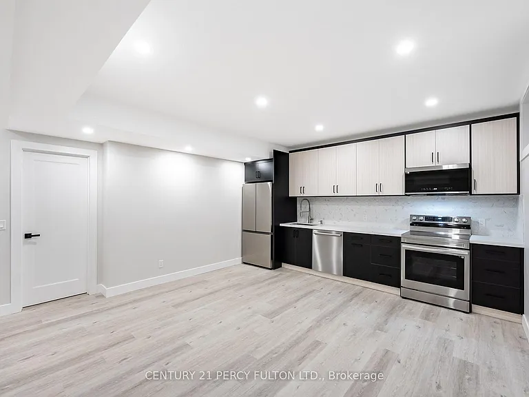 13 McKayfield Rd #LOWER — Photo 16