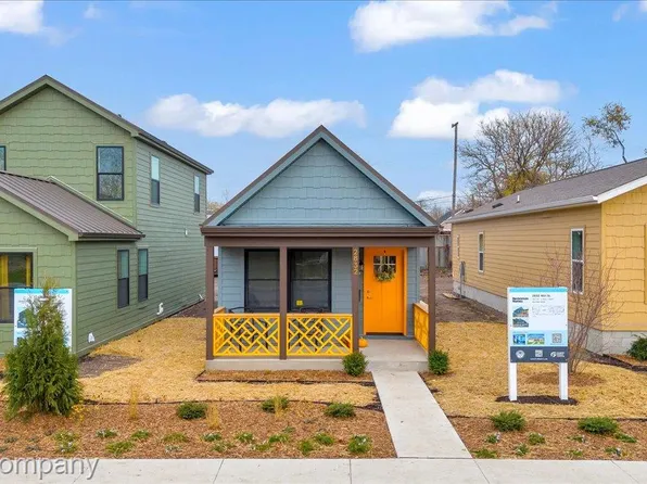 2832 16th St, Detroit, MI 48216