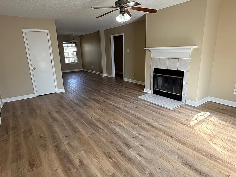 26 West Residences — Photo 10