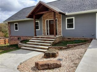 205 Bunch Springs Rd, Berryville, AR 72616