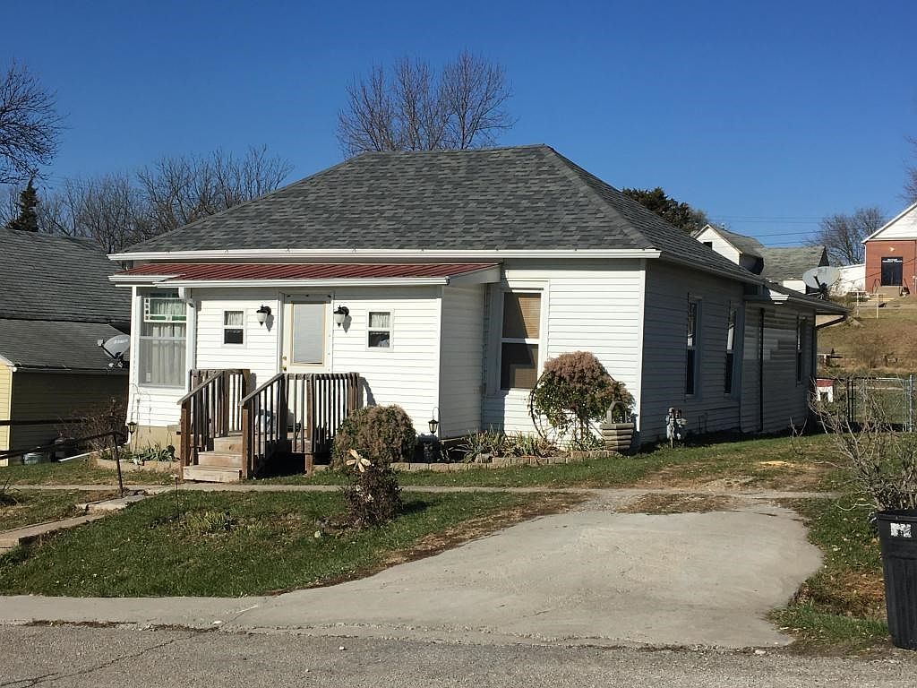 321 McFarland St, Barnard, MO 64423 Zillow