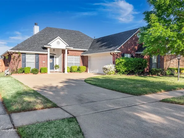 2203 W Belle Haven Dr, Bossier City, LA 71111