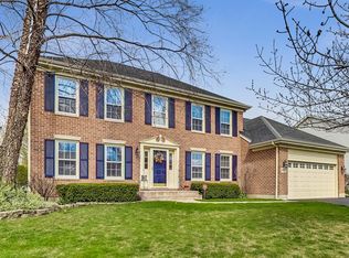 1047 Cormar Dr, Lake Zurich, IL 60047