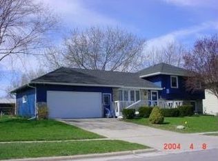 805 Pine Valley Dr, Huxley, IA 50124