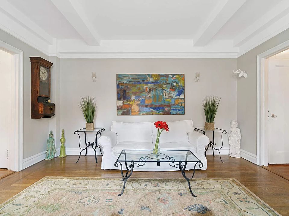 1st image of 137 E 28th St APT 5C