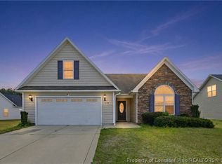 141 Audubon Dr, Raeford, NC 28376