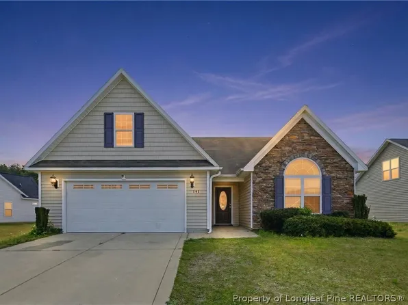 141 Audubon Dr, Raeford, NC 28376