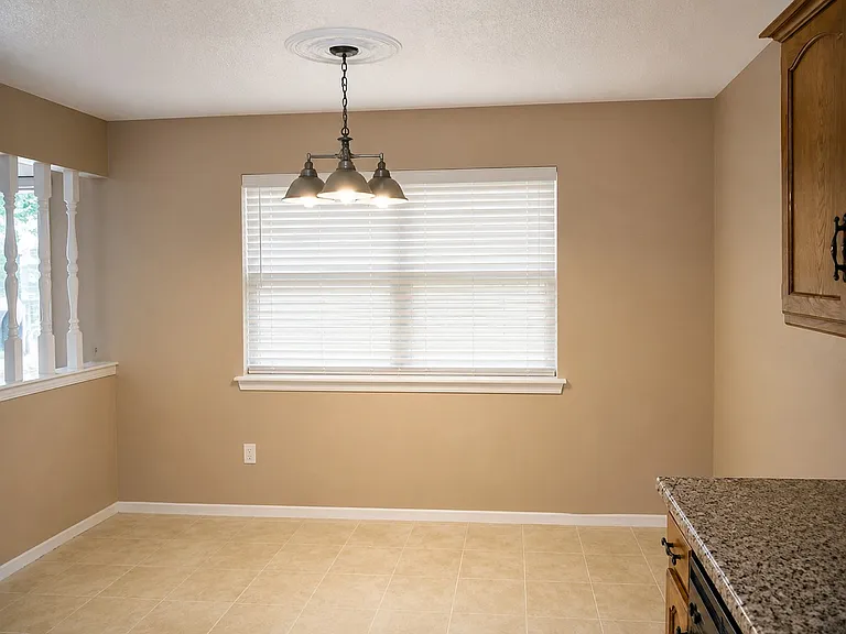 3816 Wrentham Dr — Photo 4