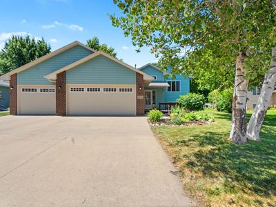 1905 E 63rd St, Sioux Falls, SD, 57108