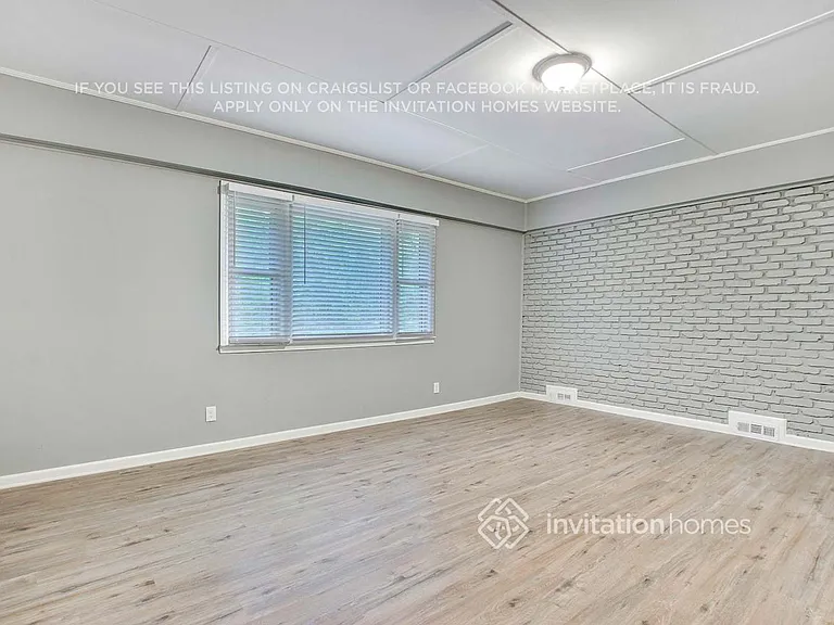 6352 N Sweetwater Rd — Photo 12