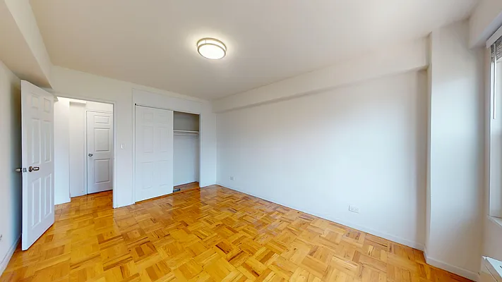 Rented by Bond New York | media 8