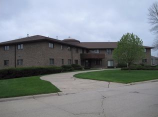 1325 Greta St APT 11, Cherokee, IA 51012