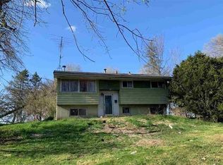 5778 N Hales Corner Rd, Stillman Valley, IL 61084