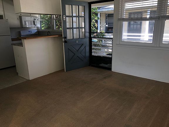 3rd image of 22804 Pacific Coast Hwy APT 9